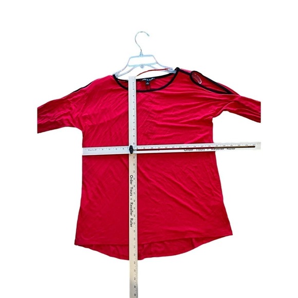 Cable & Gauge Blouse Top Women Size M Red Slit Sleeve Crew Neck Viscouse Outdoor - Picture 5 of 6